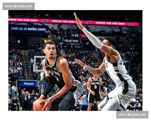 赖扬与波斯波利斯激战前瞻 两队历史对决与近期表现分析